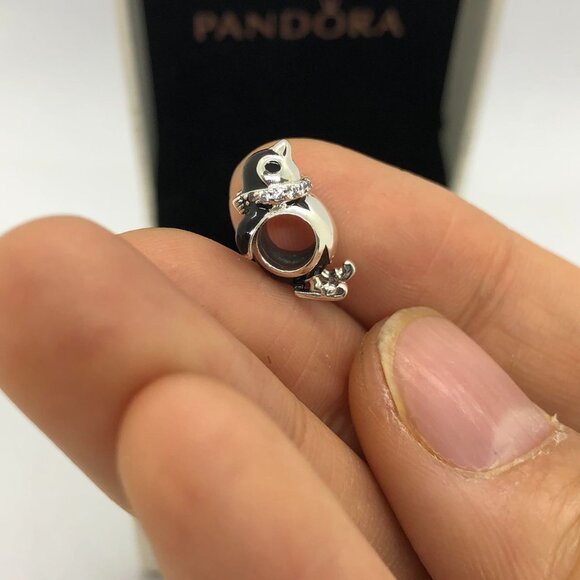 ✨🔥Pandora Skiing Penguin Charm - Picture 1 of 11